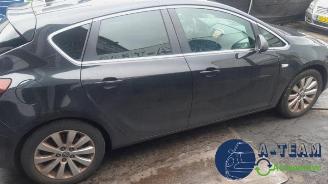 Opel Astra Astra J (PC6/PD6/PE6/PF6), Hatchback 5-drs, 2009 / 2015 1.7 CDTi 16V EcoFLEX 130 picture 10