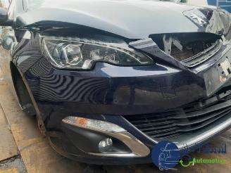 Peugeot 308 308 SW (L4/L9/LC/LJ/LR), Combi 5-drs, 2014 / 2021 1.2 12V e-THP PureTech 130 picture 5