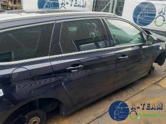 Peugeot 308 308 SW (L4/L9/LC/LJ/LR), Combi 5-drs, 2014 / 2021 1.2 12V e-THP PureTech 130 picture 8