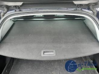 Peugeot 308 308 SW (L4/L9/LC/LJ/LR), Combi 5-drs, 2014 / 2021 1.2 12V e-THP PureTech 130 picture 25