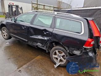 Volvo V-70 V70 (BW), Combi, 2007 / 2016 2.0 D3 16V picture 13