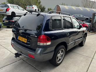 Hyundai Santa Fe 2.0i picture 4