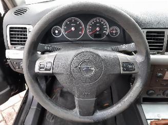 Opel Vectra Vectra C Caravan Combi 1.9 CDTI 120 (Z19DT(Euro 4)) [88kW]  (04-2004/0=
1-2009) picture 23