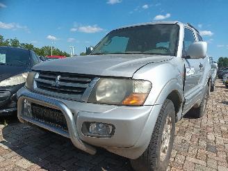 Mitsubishi Pajero Pajero/Shogun Canvas Top (V6/7) Terreinwagen 3.2 DI-D 16V (4M41) [118k=
W]  (10-2001/12-2006) picture 1