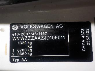 Volkswagen Up! Up! (121) Hatchback 1.0 12V 60 (CHYA) [44kW]  (08-2011/08-2020) picture 6