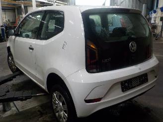 Volkswagen Up! Up! (121) Hatchback 1.0 12V 60 (CHYA) [44kW]  (08-2011/08-2020) picture 4