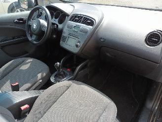 Seat Altea Altea XL (5P5) MPV 1.4 TSI 16V (CAXC) [92kW]  (11-2007/07-2015) picture 10