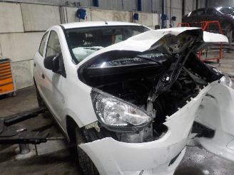 Mitsubishi Space-star Space Star (A0) Hatchback 1.0 12V (3A90(Euro 5)) [52kW]  (05-2012/...)= picture 2