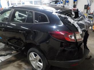 Renault Mégane Megane III Grandtour (KZ) Combi 1.5 dCi 110 (K9K-636) [81kW]  (02-2009=
/03-2012) picture 4