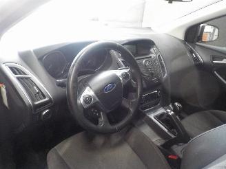 Ford Focus Focus 3 Wagon Combi 1.6 TDCi ECOnetic (NGDB) [77kW]  (05-2012/05-2018)= picture 5