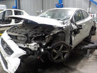 Volvo V-40 V40 (MV) 1.6 D2 (D4162T) [84kW]  (03-2012/12-2016) picture 1