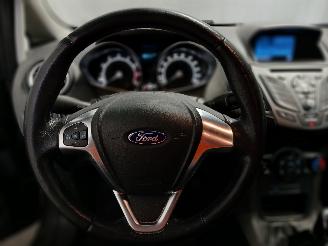 Ford Fiesta Fiesta 6 (JA8) Hatchback 1.0 SCI 12V 80 (P4JC) [59kW]  (10-2012/06-201=
7) picture 12