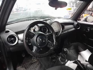 Mini Mini Mini Open (R57) Cabrio 1.6 16V One (N16-B16A) [72kW]  (09-2009/06-2015=
) picture 5