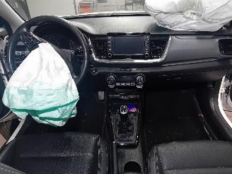 Kia Stonic Stonic (YB) SUV 1.0i T-GDi 12V (G3LC) [88kW]  (07-2017/...) picture 5