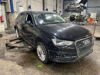 Audi A3 A3 Sportback (8VA/8VF) Hatchback 5-drs 1.4 TFSI 16V e-tron (CUKB(Euro =
6)) [110kW]  (05-2014/10-2020) picture 2