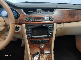 Mercedes CLS CLS (C219) Sedan 350 CGI 3.5 V6 24V (M272.985) [215kW]  (04-2006/12-20=
10) picture 20