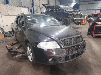 Skoda Octavia Octavia Combi (1Z5) Combi 5-drs 2.0 Turbo FSI 16V RS (BWA) [147kW]  (1=
0-2005/02-2013) picture 2