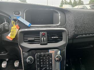 Volvo V-40 V40 (MV) Hatchback 5-drs 2.0 D2 16V (D4204T8(Euro 6b)) [88kW]  (02-201=
5/08-2019) picture 19