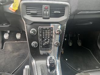 Volvo V-40 V40 (MV) Hatchback 5-drs 2.0 D2 16V (D4204T8(Euro 6b)) [88kW]  (02-201=
5/08-2019) picture 18