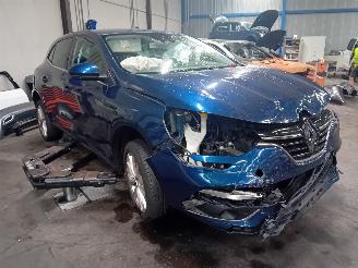 Renault Mégane Megane IV (RFBB) Hatchback 5-drs 1.2 Energy TCE 130 (H5F-408(H5F-F4)) =
[97kW]  (11-2015/...) picture 2