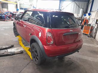 Mini Mini Mini One/Cooper (R50) Hatchback 1.6 16V One (W10-B16A) [66kW]  (06-200=
1/03-2007) picture 4