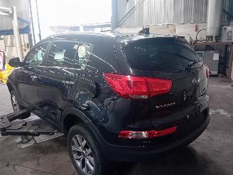 Kia Sportage Sportage (SL) Terreinwagen 1.7 CRDi 16V 4x2 (D4FD) [85kW]  (12-2010/02=
-2016) picture 4