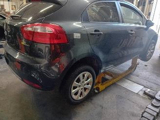 Kia Rio Rio III (UB) Hatchback 1.1 CRDi VGT 12V (D3FA) [55kW]  (09-2011/12-201=
7) picture 3