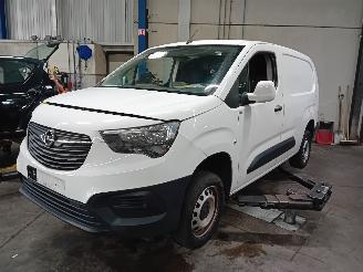 Uttjänta bilar auto Opel Combo Combo Cargo Van 1.6 CDTI 100 (B16DT(DV6FD)) [73kW]  (06-2018/04-2020) 2019/6