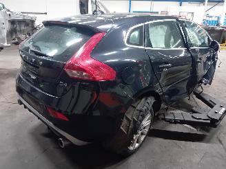 Volvo V-40 V40 (MV) Hatchback 5-drs 2.0 D4 16V (D4204T14) [140kW]  (05-2014/08-20=
19) picture 3