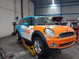 Mini Mini Clubman (R55) Combi 1.6 16V Cooper (N12-B16A) [88kW]  (10-2007/12-2013=
) picture 2