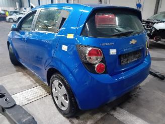 Chevrolet Aveo Aveo (300) Hatchback 1.4 16V (LDD) [74kW]  (03-2011/12-2015) picture 4