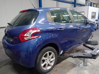 Peugeot 208 208 I (CA/CC/CK/CL) Hatchback 1.4 16V (EP3C(8FP)) [70kW]  (03-2012/12-=
2019) picture 3