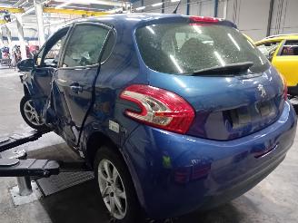 Peugeot 208 208 I (CA/CC/CK/CL) Hatchback 1.4 16V (EP3C(8FP)) [70kW]  (03-2012/12-=
2019) picture 4