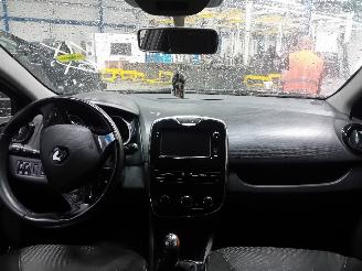 Renault Clio Clio IV (5R) Hatchback 5-drs 0.9 Energy TCE 90 12V (H4B-400(H4B-A4)) [=
66kW]  (11-2012/08-2021) picture 5