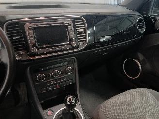 Volkswagen Tundra Beetle (16AB) Hatchback 3-drs 1.2 TSI (CBZB) [77kW]  (07-2011/07-2019)= picture 18