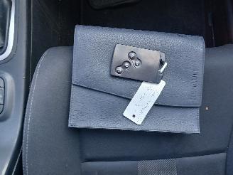 Renault Mégane Megane III Coupe (DZ) Hatchback 3-drs 1.4 16V TCe 130 (H4J-700(H4J-A7)=
) [96kW]  (04-2009/02-2016) picture 20