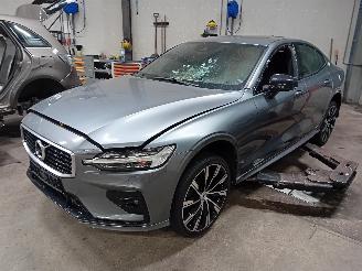 Volvo S-60 S60 III (ZS) Sedan 2.0 T5 16V (B4204T26) [184kW]  (02-2019/12-2021) picture 1