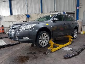 Opel Insignia Insignia Sports Tourer Combi 2.0 CDTI 16V 160 Ecotec (A20DTH(Euro 5)) =
[118kW]  (07-2008/06-2015) picture 1