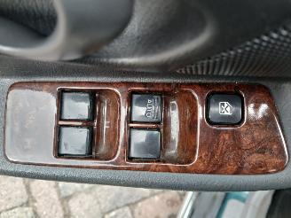 Subaru Forester Forester (SF) SUV 2.0 16V (EJ202) [90kW]  (08-1997/09-2002) picture 13