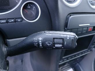 Seat Exeo Exeo ST (3R5) Combi 2.0 TDI 16V (CAGA) [105kW]  (05-2009/05-2013) picture 14