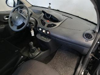 Renault Twingo Twingo II (CN) Hatchback 3-drs 1.2 (D7F-800(Euro 4)) [43kW]  (03-2007/=
09-2014) picture 8