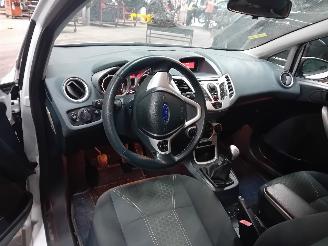 Ford Fiesta Fiesta 6 (JA8) Hatchback 1.6 16V Sport (RVJA) [88kW]  (06-2008/01-2018=
) picture 5