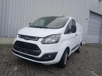 damaged passenger cars Ford Transit Transit Custom Van 2.2 TDCi 16V (DRFF) [74kW]  (04-2012/06-2016) 2013/2