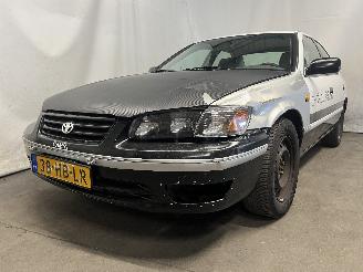Damaged car Toyota Camry Camry (SXV/VCV20) Sedan 2.2i 16V (5SFE) [96kW]  (08-1996/11-2001) 2001/5