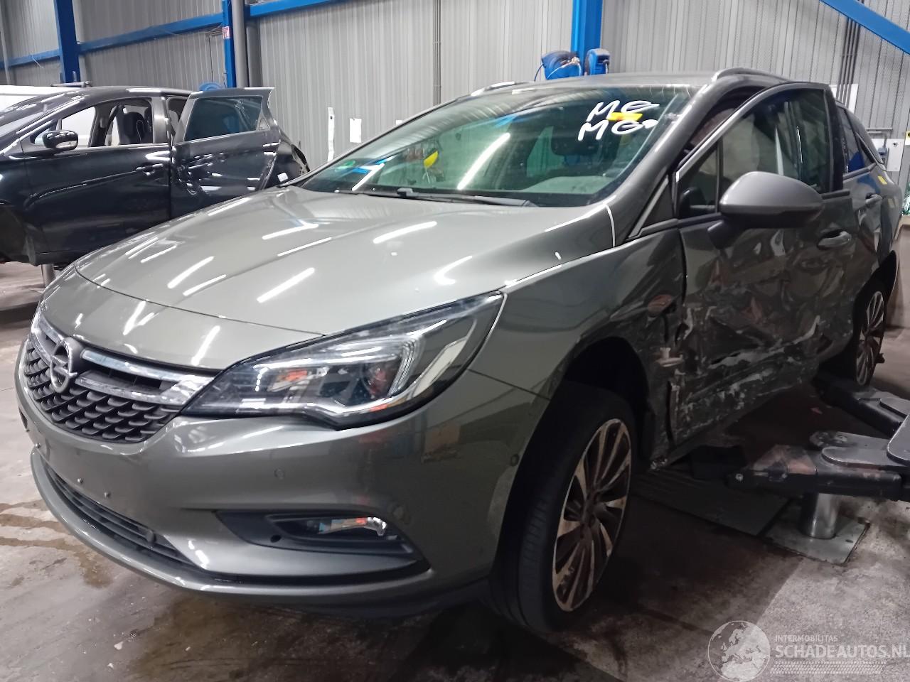 Opel Astra Astra K Sports Tourer Combi 1.4 Turbo 16V (B14XFT(Euro 6)) [110kW]  (1=
1-2015/12-2022)