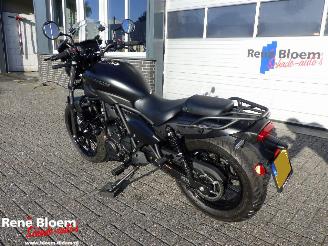 Kawasaki  Eliminator 500 picture 4