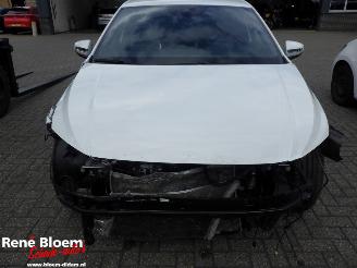 Volkswagen Polo 1.0 TSI R-Line 95pk automaat picture 3