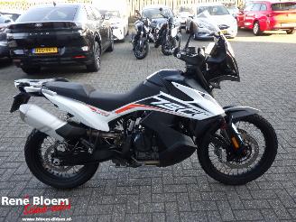 KTM  790 Adventure picture 2