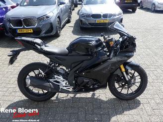 Yamaha  R125 picture 2