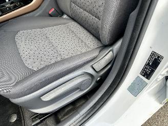 Hyundai Ioniq Comfort EV 120pk aut + f1 flippers - nap - 2x laadkabels - navi - camera - front + line assist - keyless entry + start picture 31